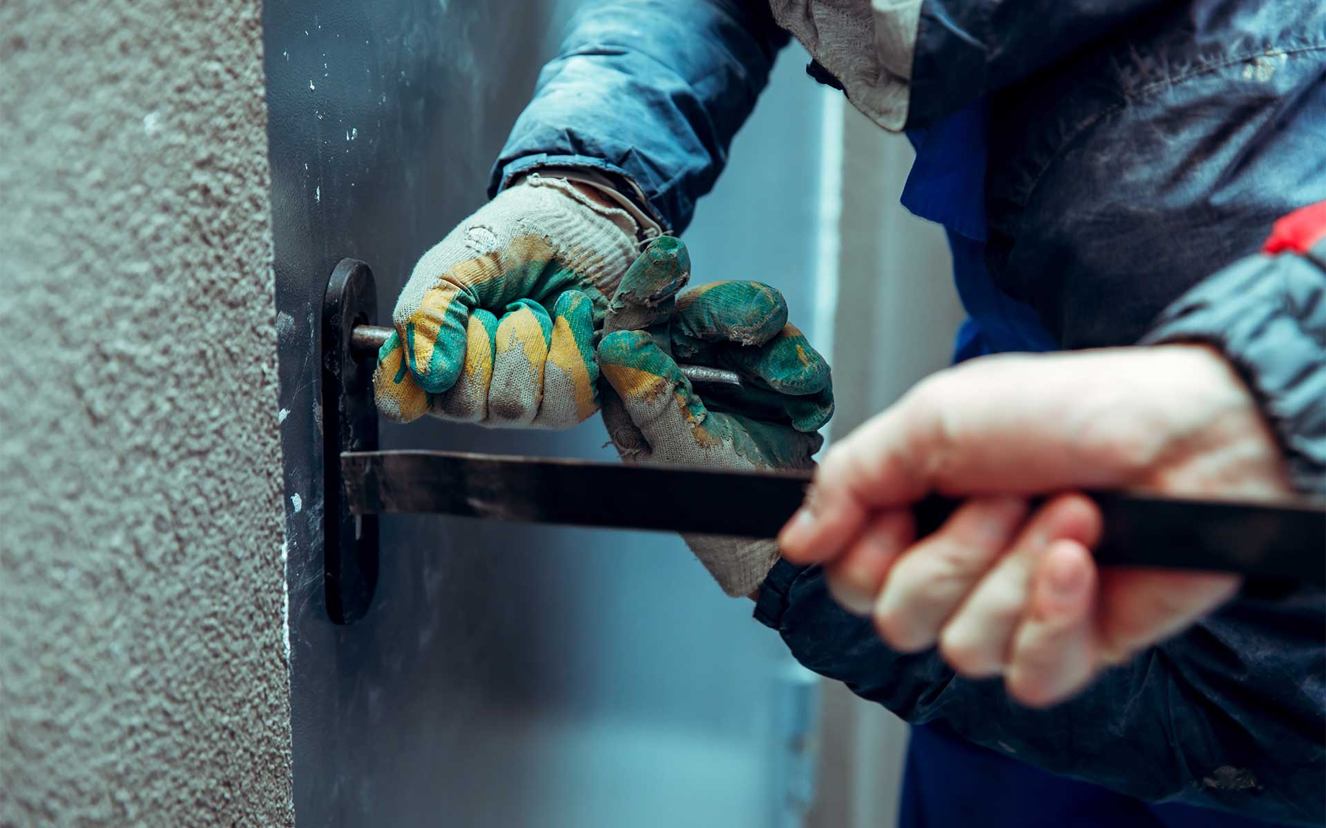 Accomplice Liability: Meaning, Examples & Defenses